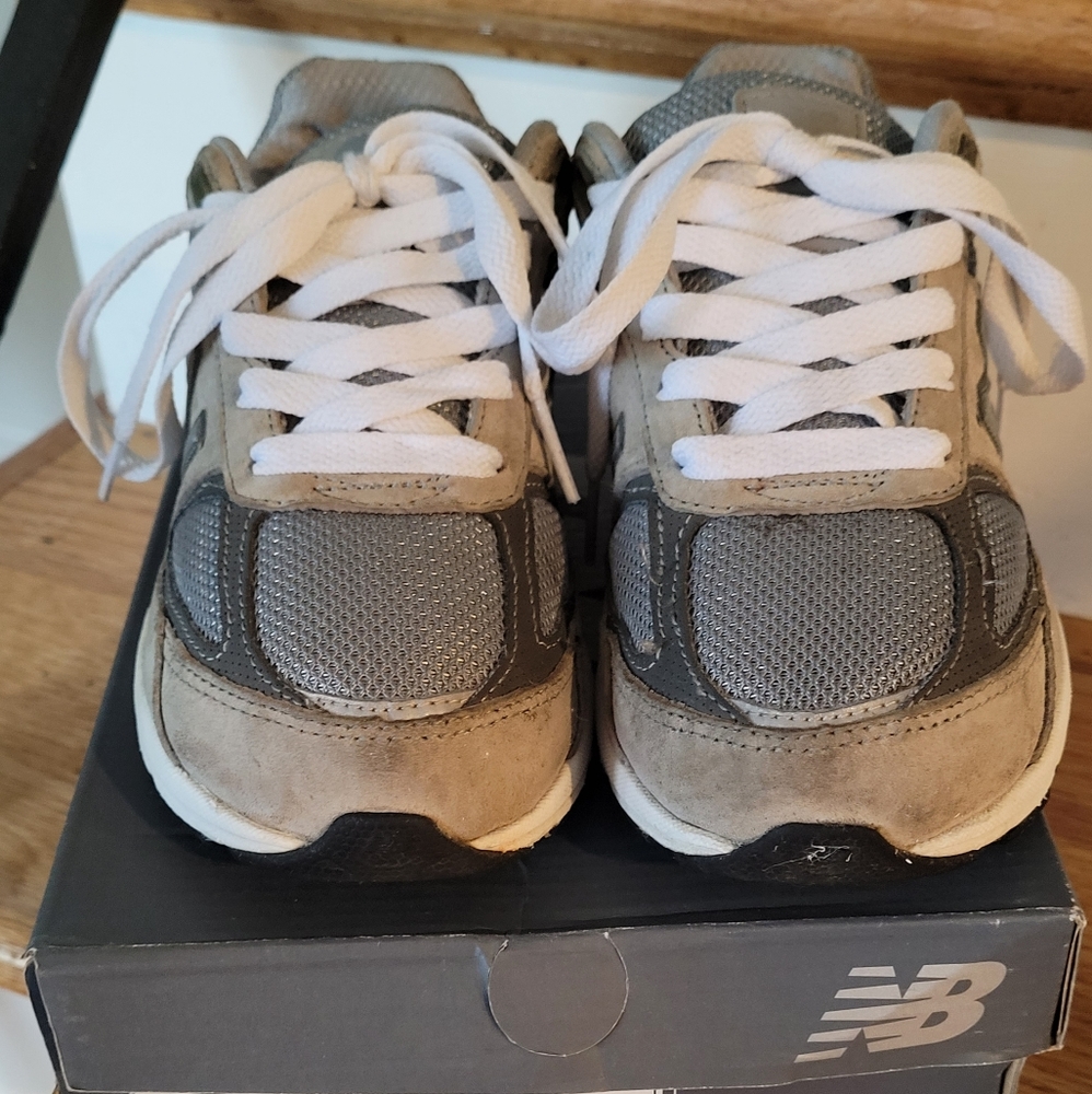 New Balance 990